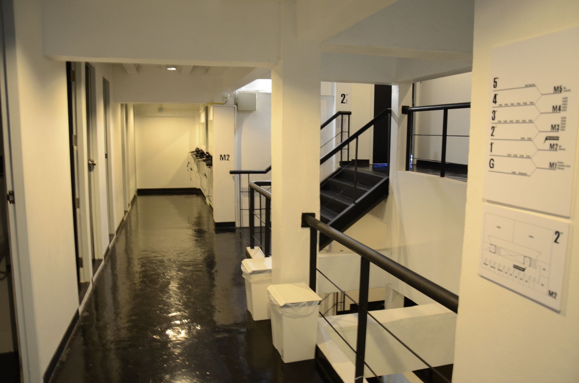 3 Howw Hostel At Sukhumvit 21 Bangkok Esterno foto