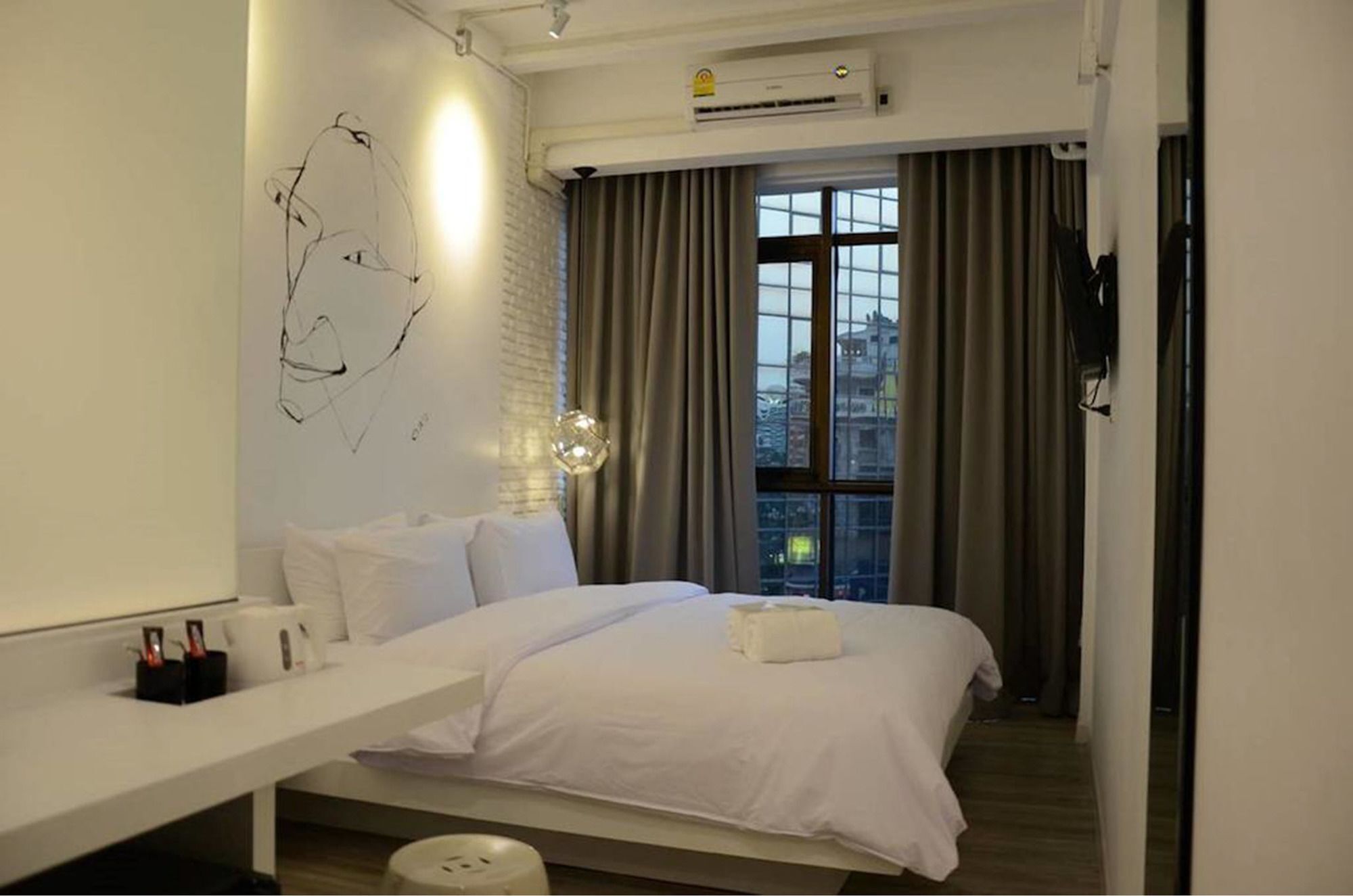 3 Howw Hostel At Sukhumvit 21 Bangkok Esterno foto
