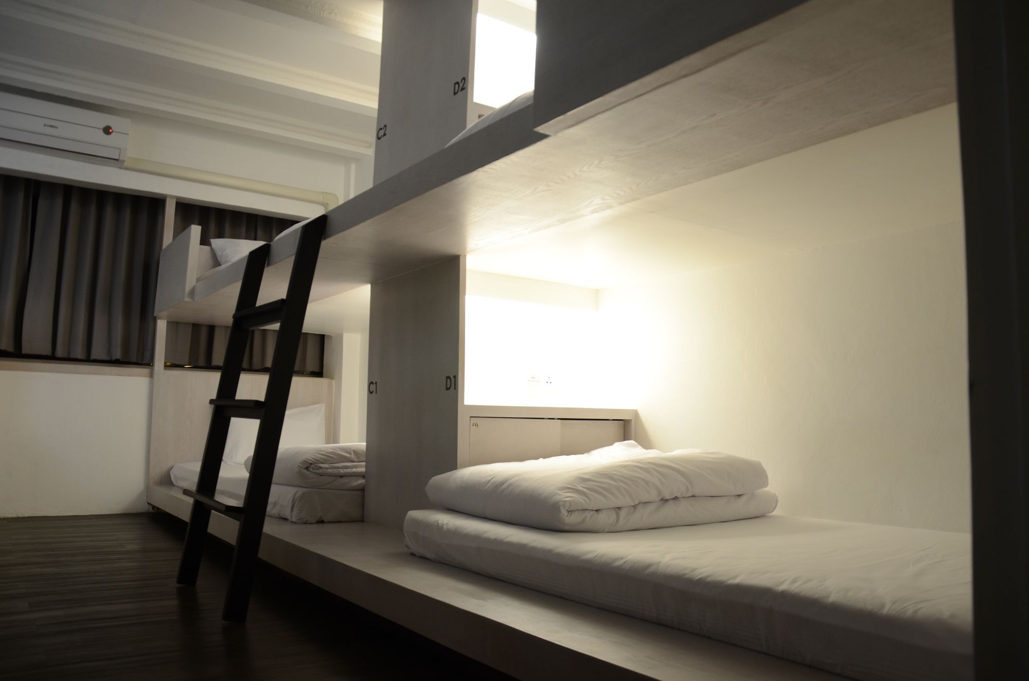 3 Howw Hostel At Sukhumvit 21 Bangkok Esterno foto